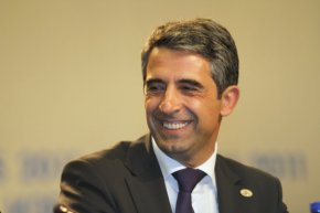 Плевнелиев