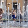 Устройство превръща солената вода в питейна