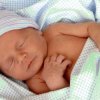 Уникално: Учени създават бебета от трима родители
