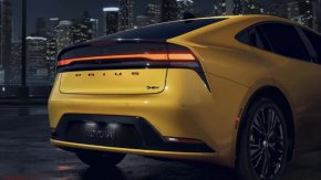 Toyota: Хибридите са по-екологични от електромобилите в момента