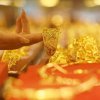 Цената на златото достига рекордно ниво заради отслабващия долар и очакванията за намаляване на лихвите от Фед