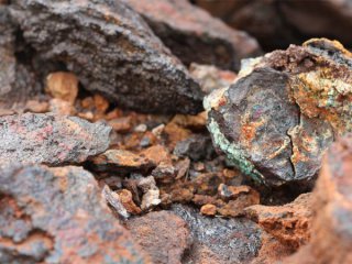 Западът изостава с десетилетие зад Китай по редките земни елементи: Goldman Sachs