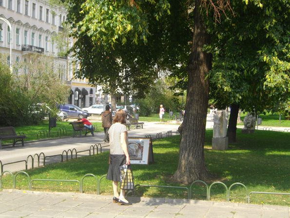 Галерия на открито в Градската градина